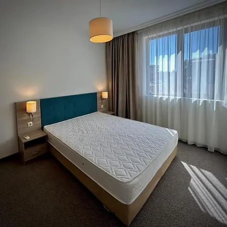 Sunny Tarsis Double 2 Adults 2 Children Napospart